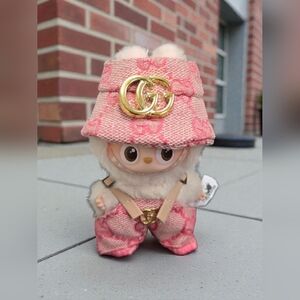 Fashion Labubu Outfit (Pin For Love) Size